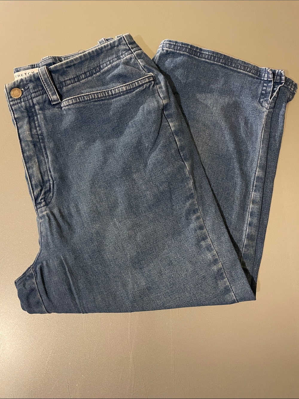 Liz Claiborne Village Sport Blue Jean Capris | 6